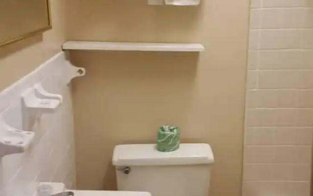 Park n Stay Inn