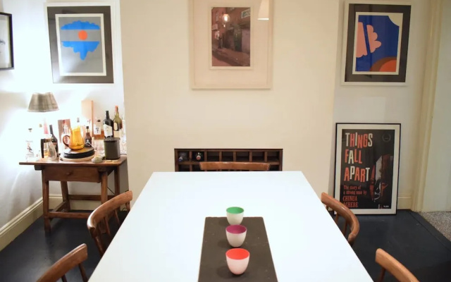 2 Bedroom Home in Camberwell