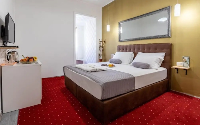 Hotel Silver Gate Split - Spacious Room