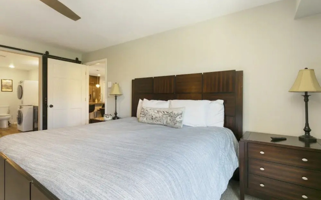 608 Avon Center Lodge 2 Bedroom Condo
