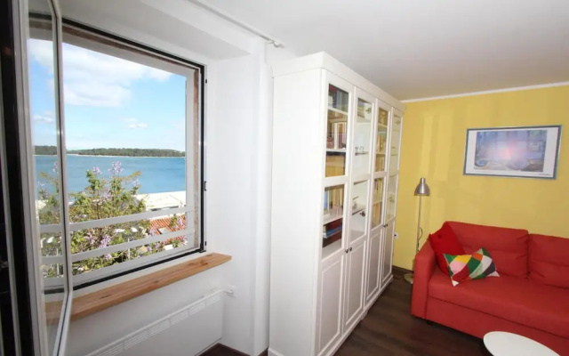 El Corsaro 2 One-bedroom Apartment With Sea View
