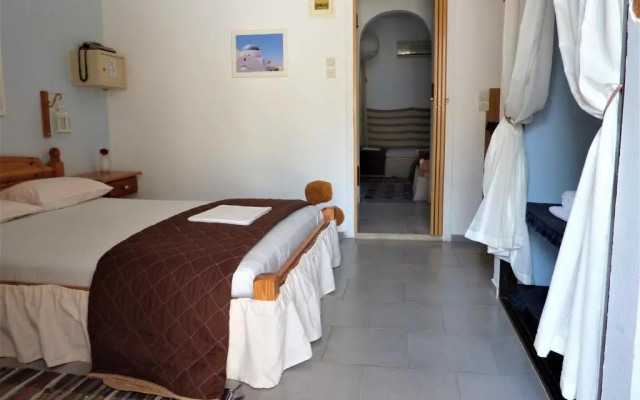 Chios Rooms Panorama