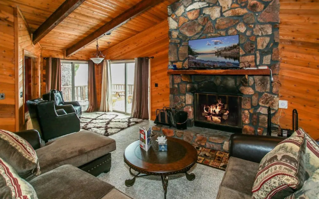 Grizzly Manor
