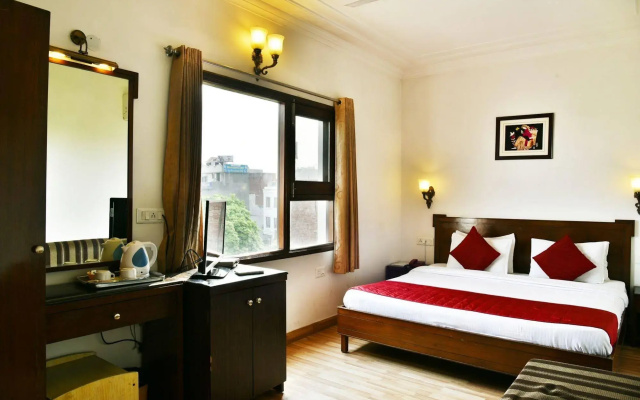 Hotel Sapphire
