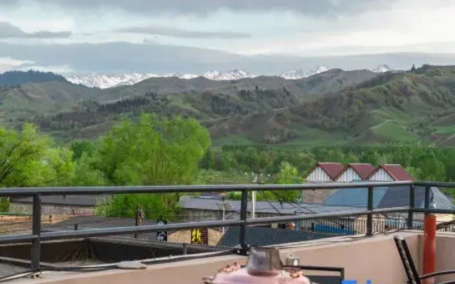 Yixi Xiaozhai Natural Oxygen Bar Homestay in Nalati