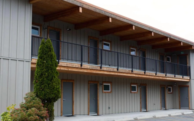 Thornton Motel