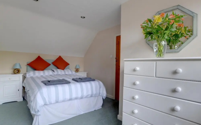 Spacious Holiday Home in Tunbridge Wells near City Center