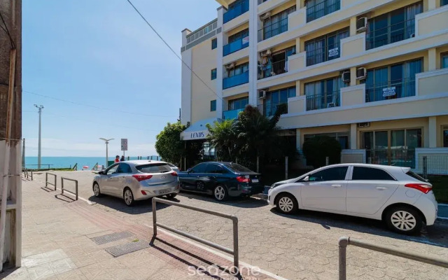 Great Beachfront Apartment Lbm306