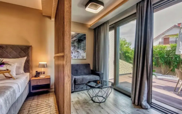 Dedaj Resort - Villa Almaro