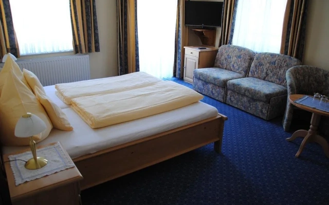 Hotel-Pension Falkensteiner