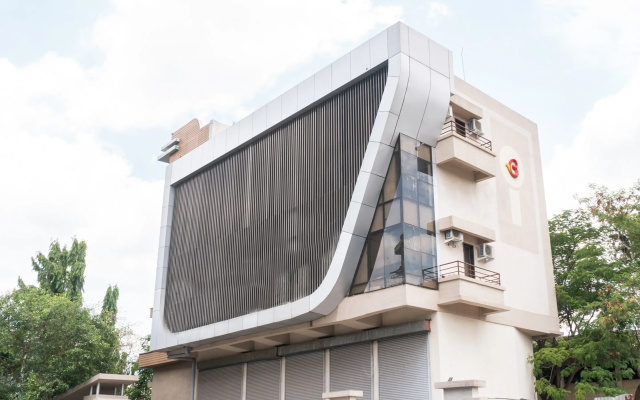 OYO Flagship 28674 Orchid Platinum Guest House