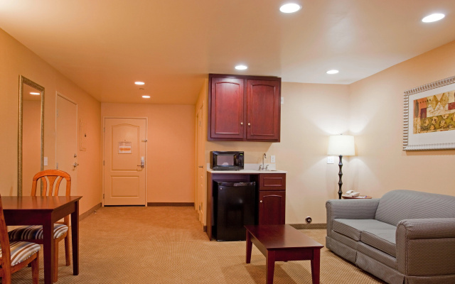 Holiday Inn Express Los Angeles Airport Hawthorne by IHG