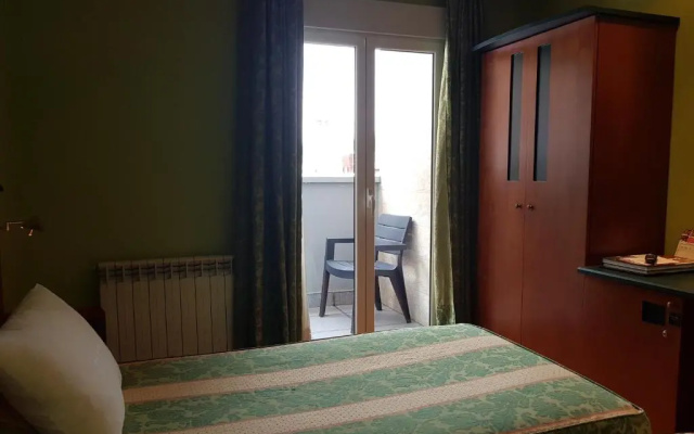 Hotel IDH Angel
