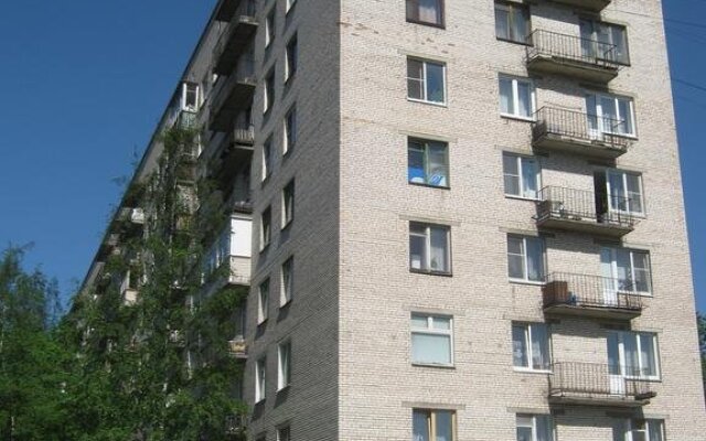 Гостиница Бульвар Новаторов 116 вид на фасад