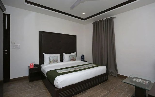 OYO Flagship 746 Bhikaji Cama Place