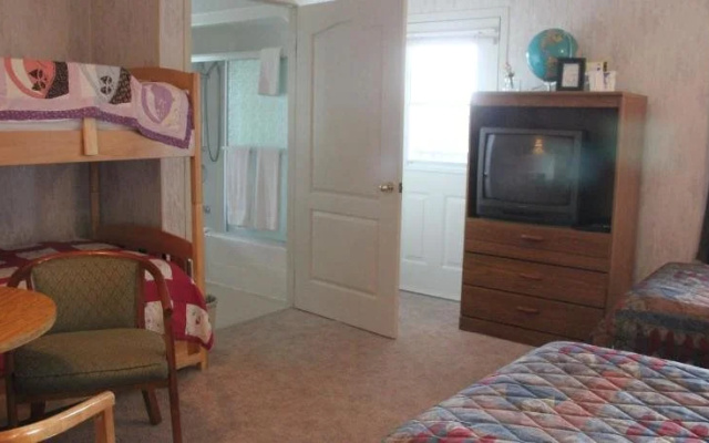 Forest Haven Inn