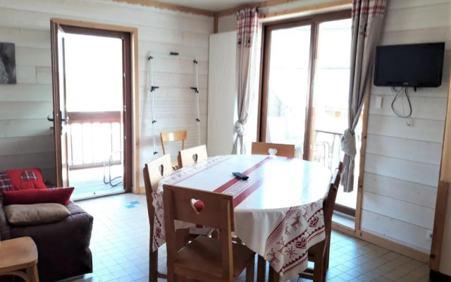 Appartement Albiez-Montrond, 2 pièces, 5 personnes - FR-1-618-5