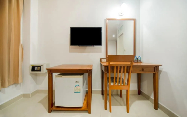 Dee Viking Hotel Patong