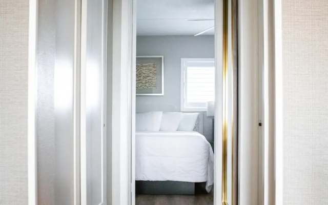 Bristol Plaza Resort Motel