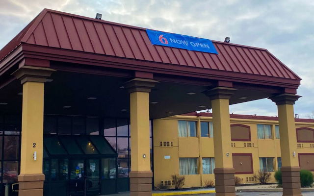 Motel 6 Rochester, NY - Airport