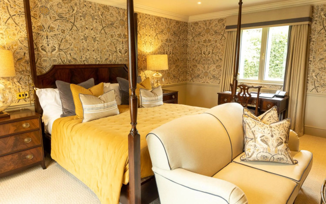 Ellenborough Park