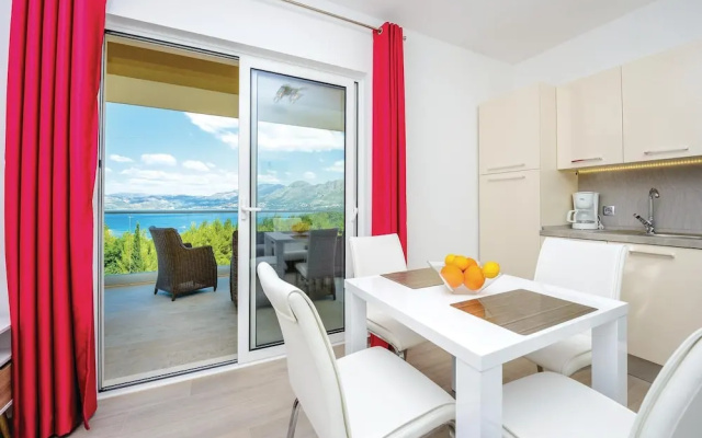 Beautiful Home in Cavtat With Wifi and 1 Bedrooms