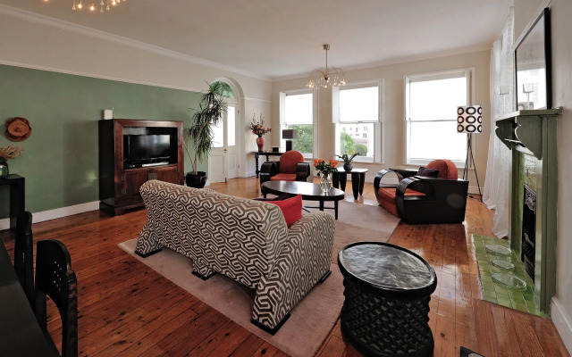 Barry Hall Apartments