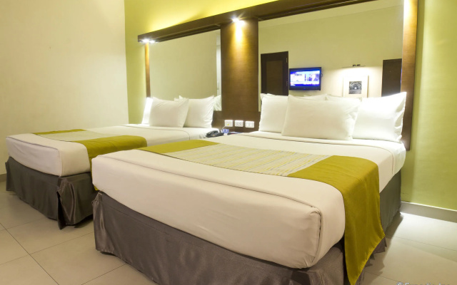 Microtel by Wyndham - Acropolis
