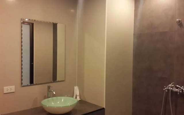 Yaka Hotel