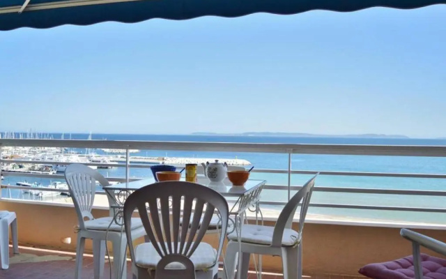 Appartement Le Lavandou, 2 pièces, 4 personnes - FR-1-251-376