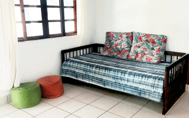 Residencial Picinguaba "Pé na Areia - 60m da Praia"