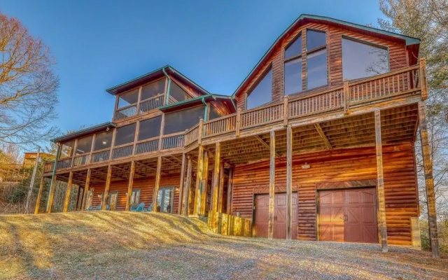 Paradise Lodge