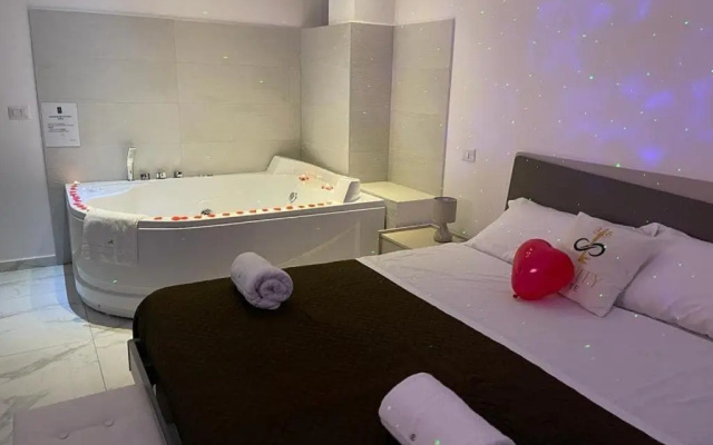 Infinity Suite
