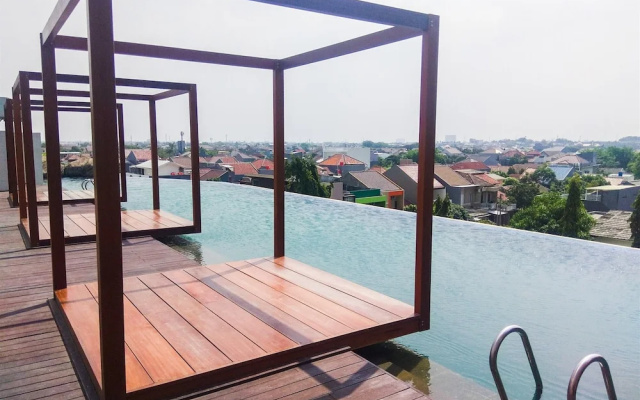 Pleasant and Modern Studio Grand Kamala Lagoon Apartment