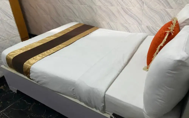 Camzy Villa Hotel