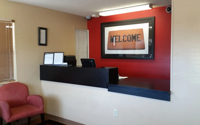 Birch Hill Suites Kansas City – Independence