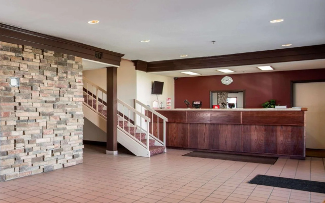 Red Roof Inn Fort Wayne