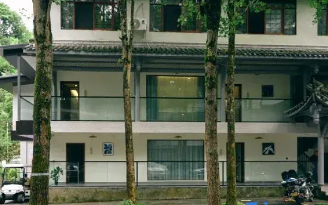 Wow. Wenxi Wawu Private Hot Spring Homestay