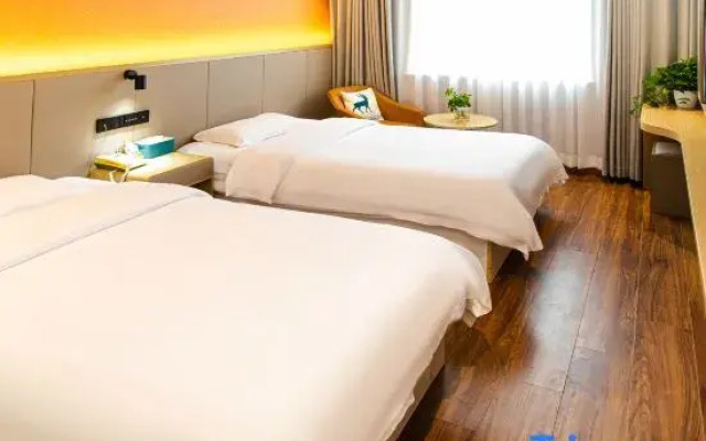 Shell Hotel (Anhui Fuyang Shangsha Times Square)