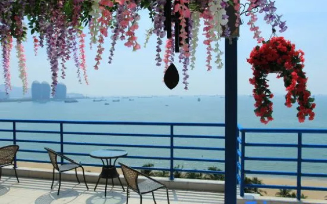 First Sight Sanya Seaview Sky Garden Inn