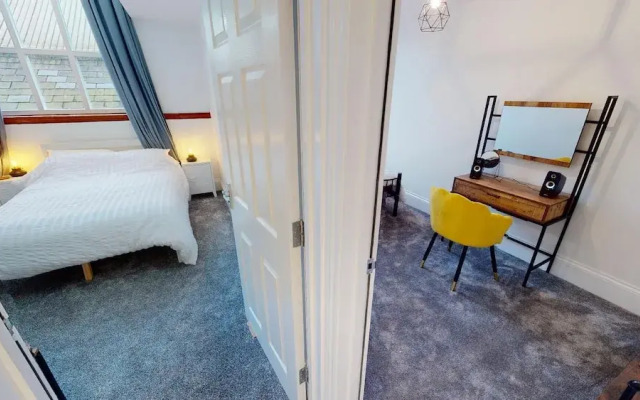 Hu1 Boutique City Apartment - Sleeps 6