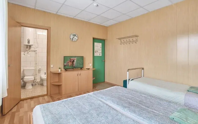 Зеленый