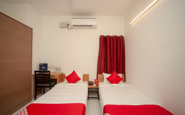 Oyo 24052 Flagship Covelong Residency