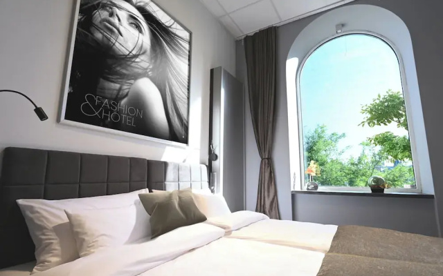 Fashion City Hotel