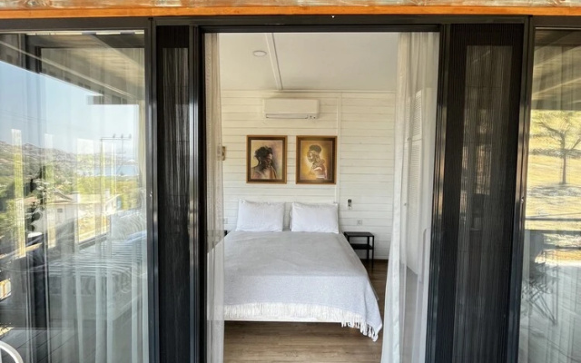 Valentina Tiny House with Sea View