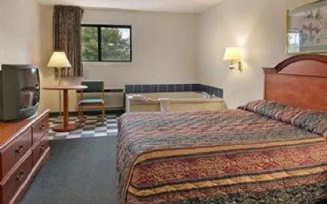 Rodeway Inn Caseyville