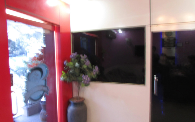 Hotel Om residency