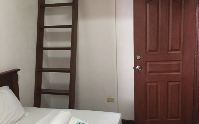 Isabelle Garden Hotel & Suites