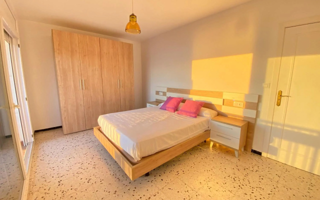 Agi Avenida Apartments