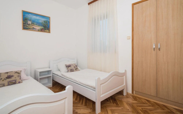 Stunning Apartment in Senj With 4 Bedrooms